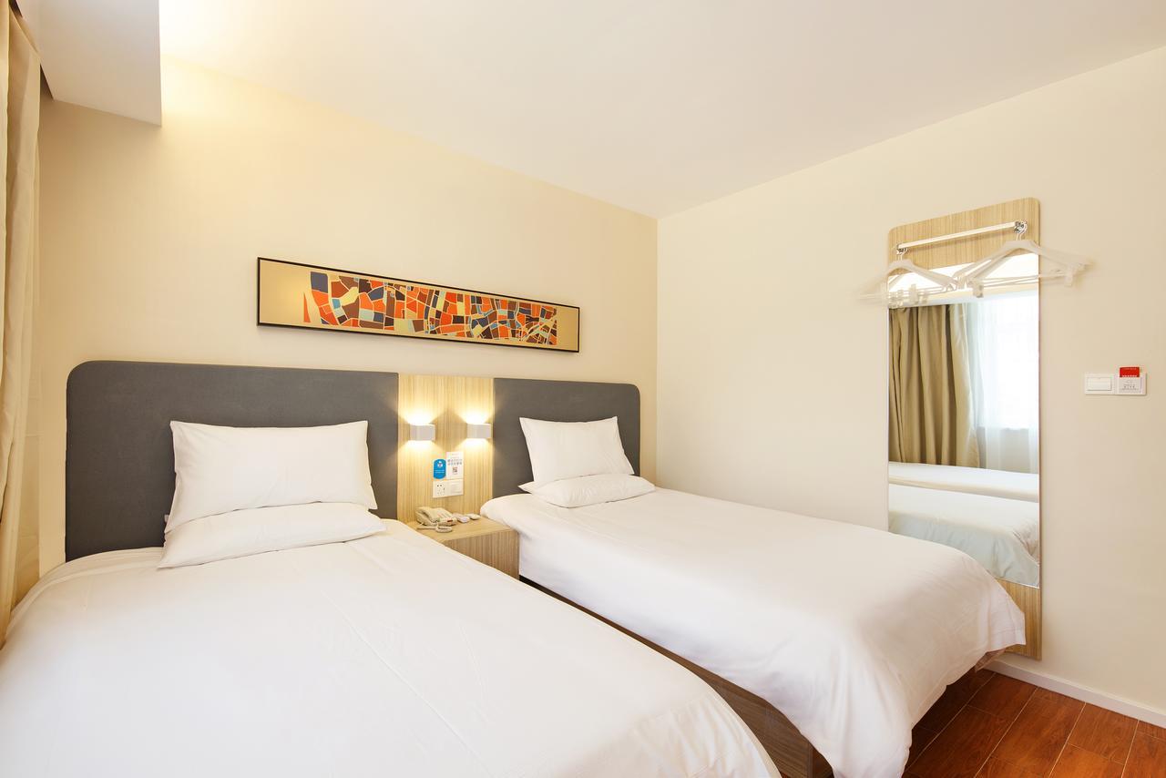 Hanting Hotel Beijing Taoran Pavilion Bagian luar foto