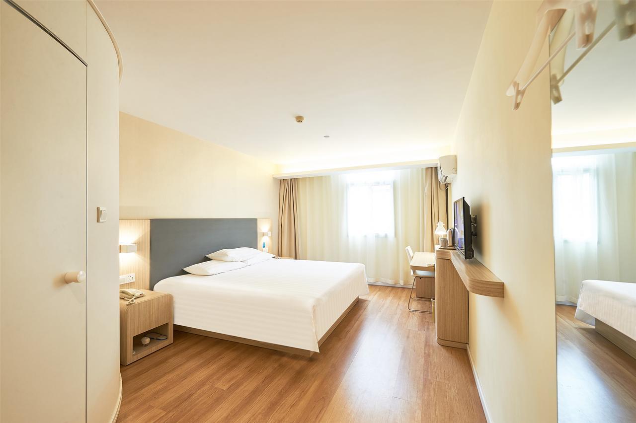 Hanting Hotel Beijing Taoran Pavilion Bagian luar foto
